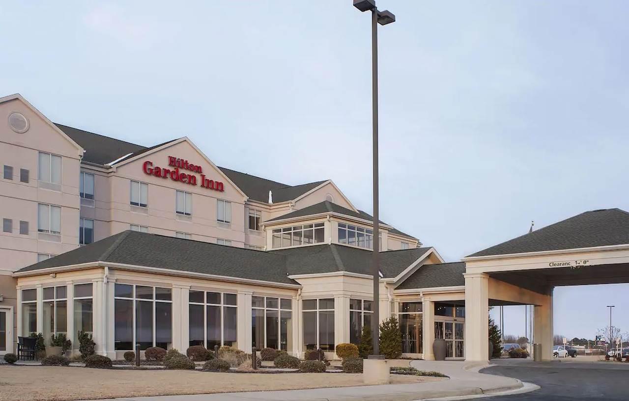 Hilton Garden Inn Jonesboro Exterior photo