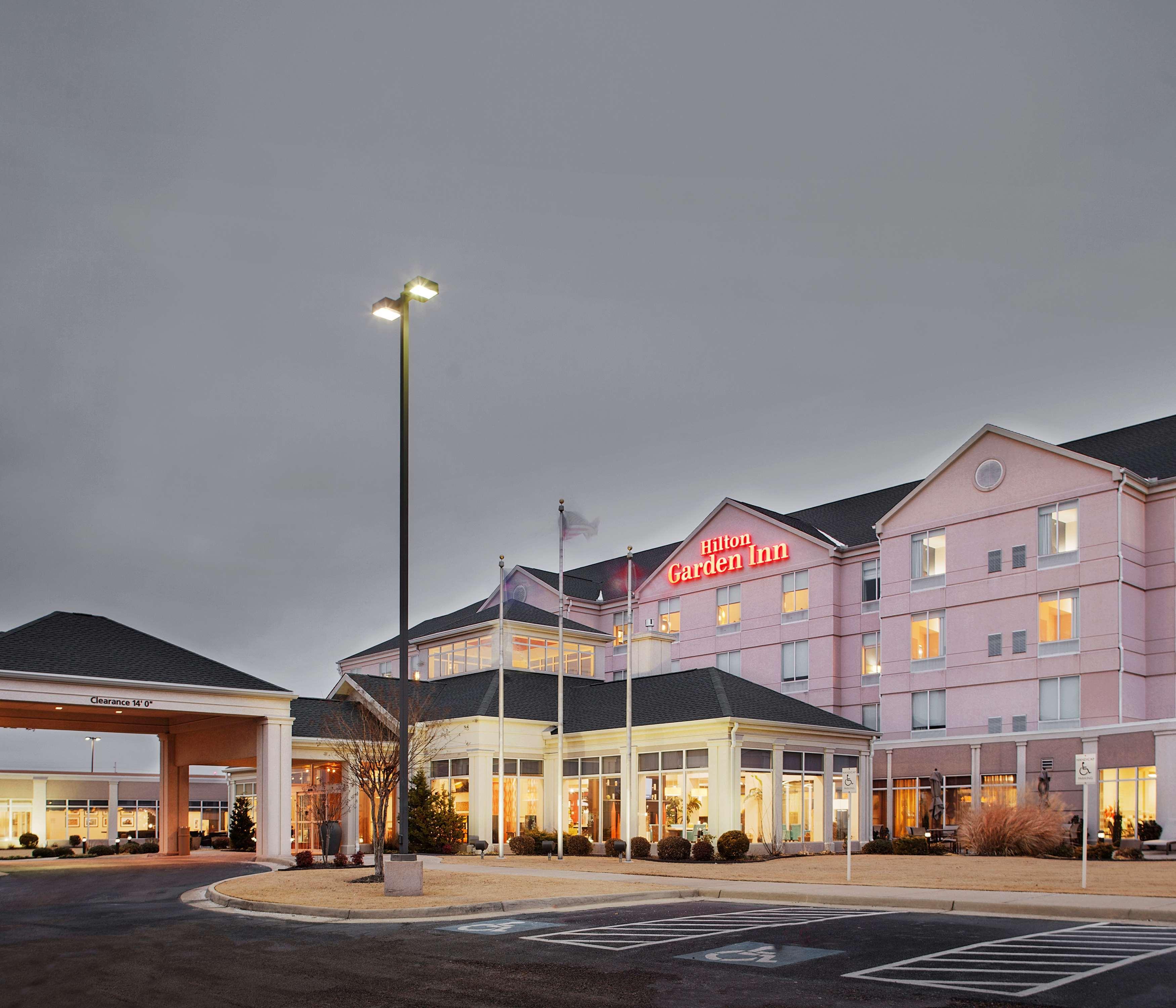 Hilton Garden Inn Jonesboro Exterior photo