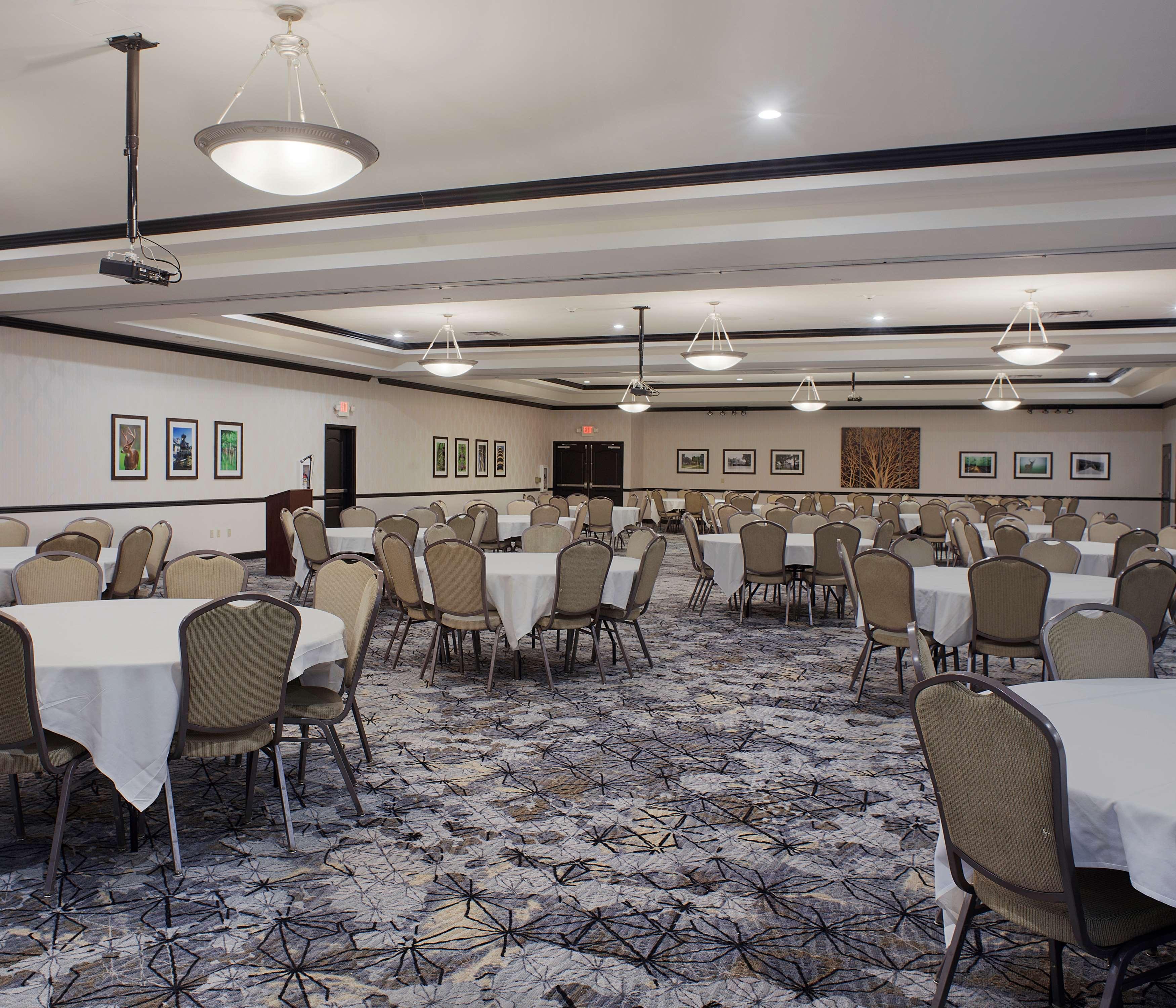 Hilton Garden Inn Jonesboro Exterior photo