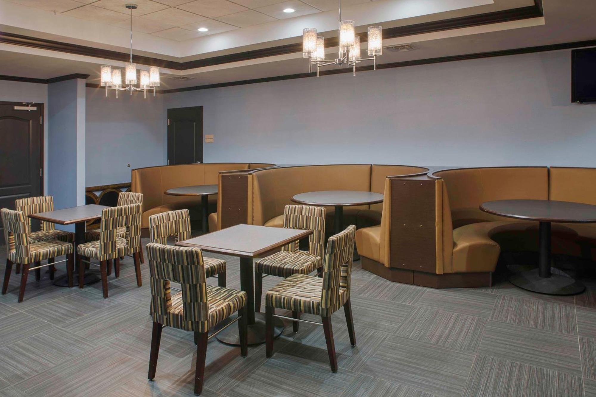 Hilton Garden Inn Jonesboro Exterior photo